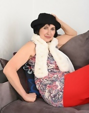 Mature eccentric is ready to finger herself to the limit