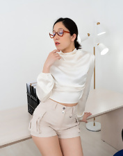 Asian MILF takes off her glasses and teases her bush