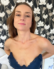 Athletic mature wench with small tits bares all of her