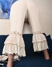 Curvy Redhead Stripping Nude Gallery