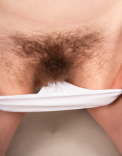 Naked Natural Tits Hairy Pussy Solo Pics