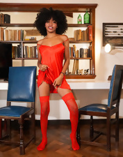 Ebony Babe Nude Hairy Pussy Gallery