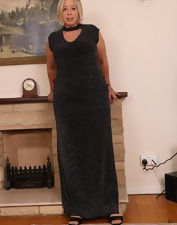Mature Milf Lingerie Gallery Pics