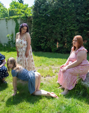 Nude Mature Women Outdoor Tease Pics