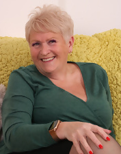 Mature Milf Big Tits And Stockings Pics