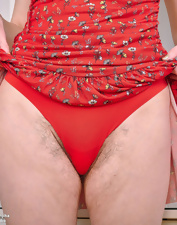 Mature Siren Hairy Pussy Solo Tease Gallery